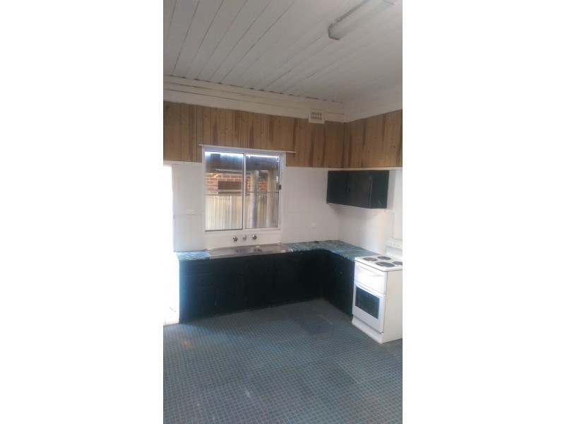 2/18 Steel Street, Redhead NSW 2290