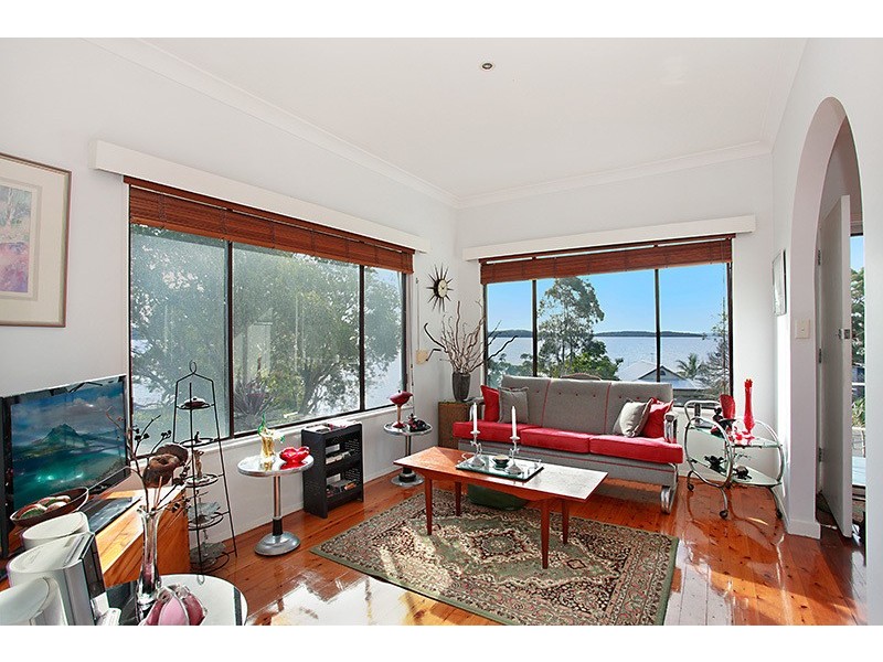 1 Marine Parade, Nords Wharf NSW 2281