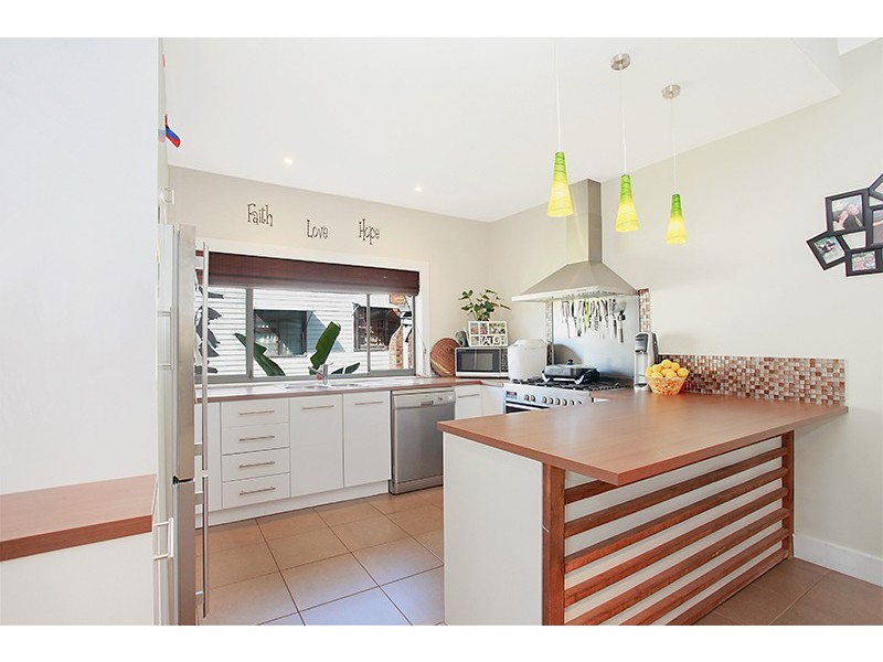 20 Marks Point Road, Marks Point NSW 2280