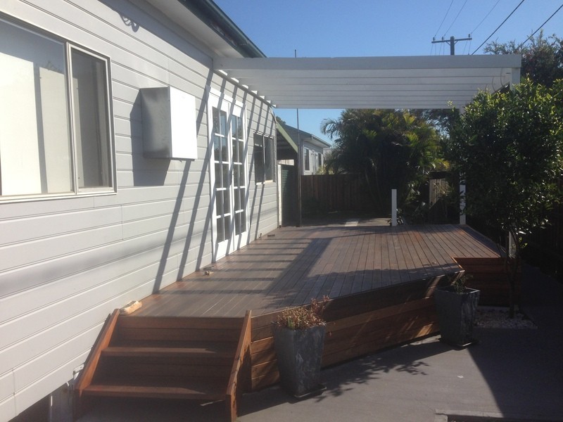 5 Robert Street, Belmont South NSW 2280