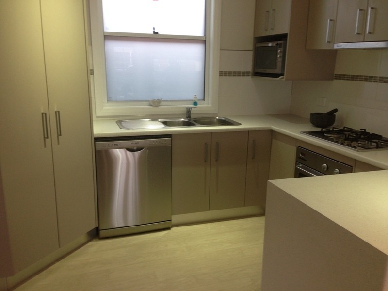 5 Robert Street, Belmont South NSW 2280