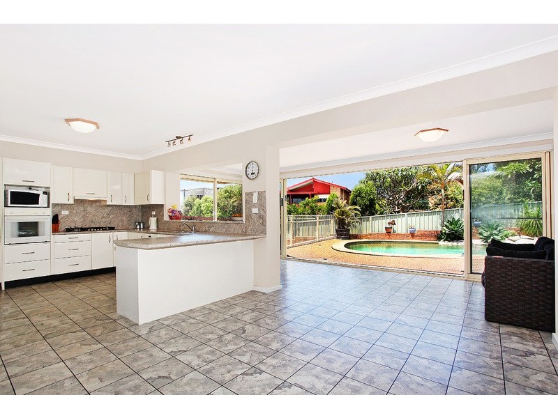 Caves Beach NSW 2281