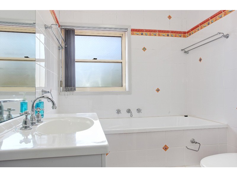 Caves Beach NSW 2281