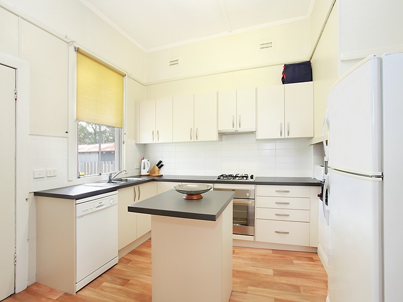 11 Bennett Avenue, New Lambton NSW 2305