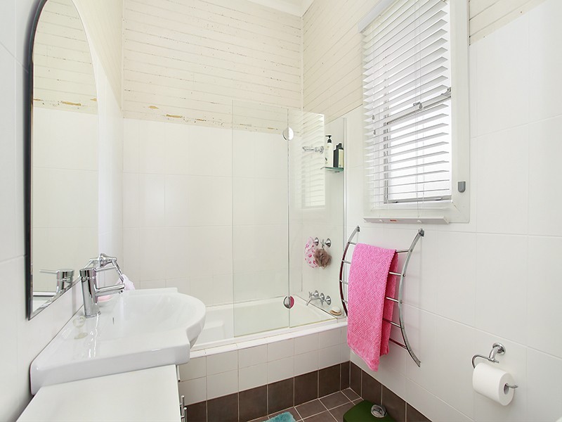 11 Bennett Avenue, New Lambton NSW 2305