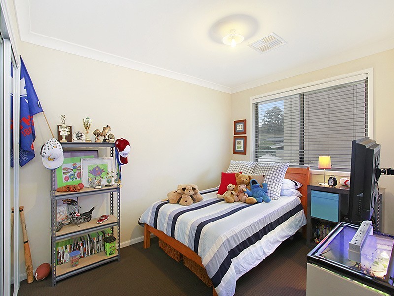 27  The Hill, Valentine NSW 2280