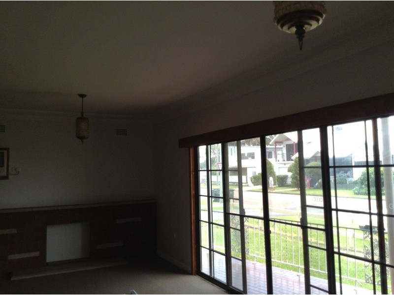 5 Harry Street, Belmont South NSW 2280