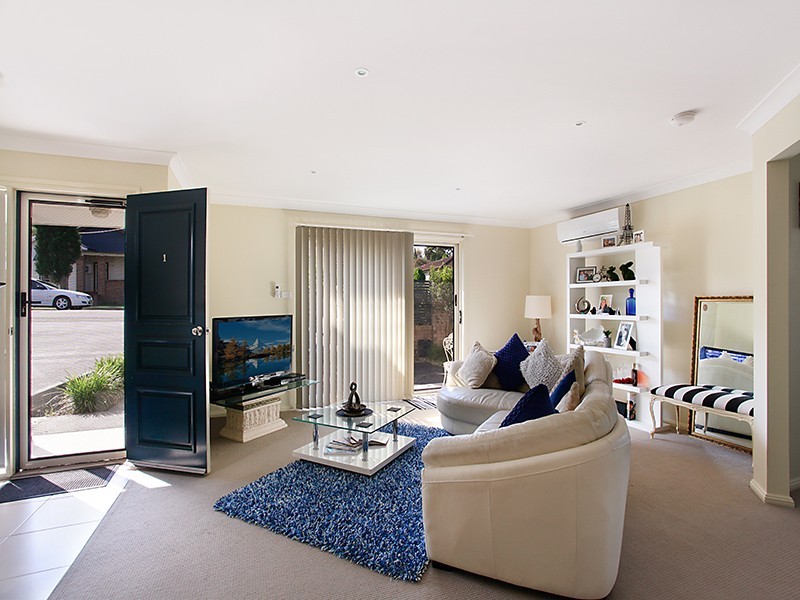 1/51 Bousfield Street, Wallsend NSW 2287