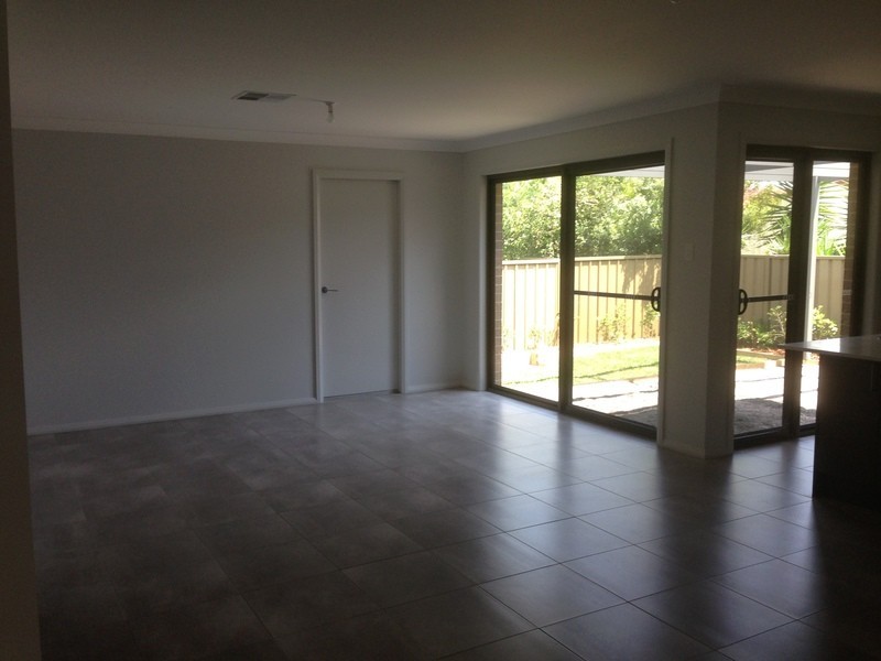 11  Royton Street, Hillsborough NSW 2290