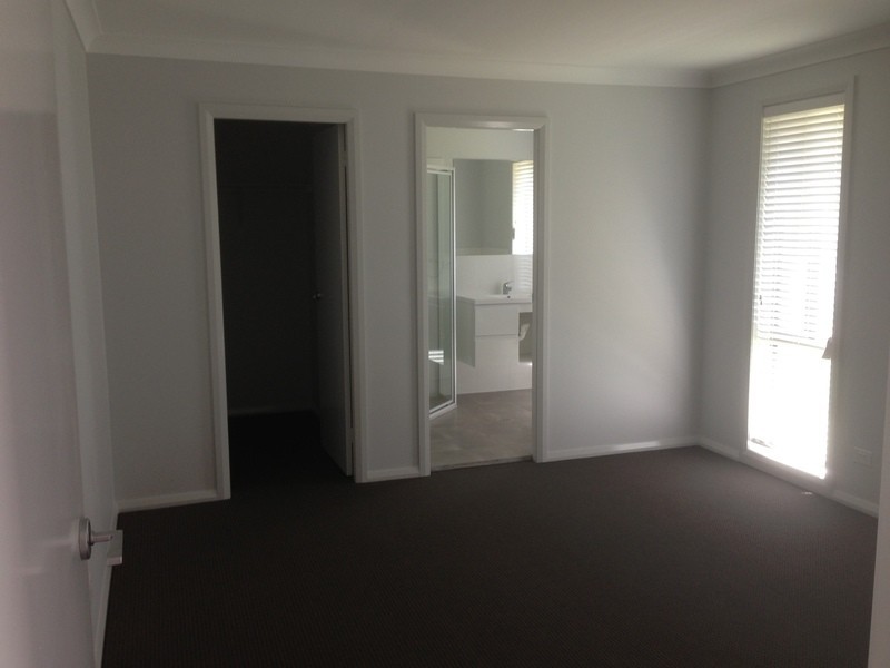 11  Royton Street, Hillsborough NSW 2290