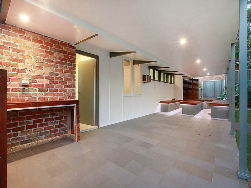 4 Abney Close, Eleebana NSW 2282