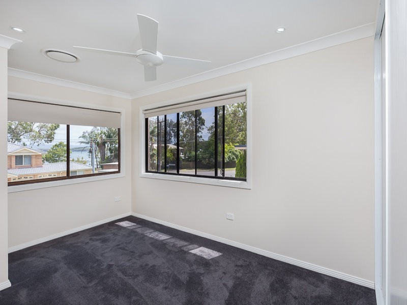 33 Ginganup Road, Summerland Point NSW 2259