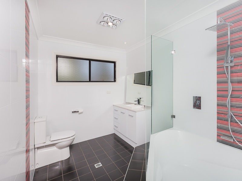 33 Ginganup Road, Summerland Point NSW 2259