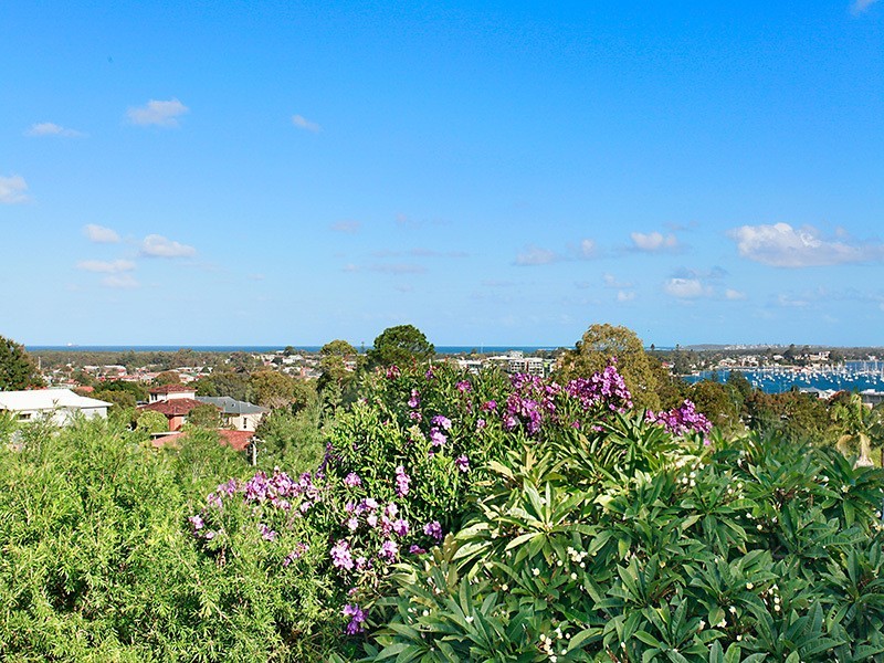 54 Hill Street, Belmont NSW 2280