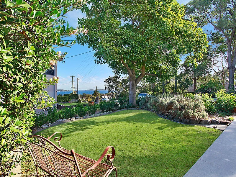 54 Hill Street, Belmont NSW 2280