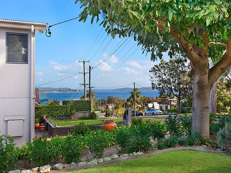 54 Hill Street, Belmont NSW 2280