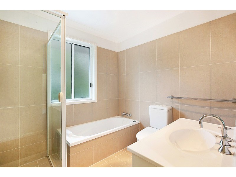 2/9 Kariboo Lane, Mount Hutton NSW 2290