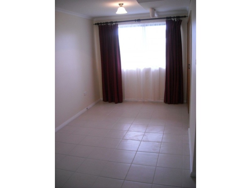 6a Brooks Parade, Belmont NSW 2280