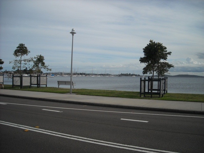 6a Brooks Parade, Belmont NSW 2280