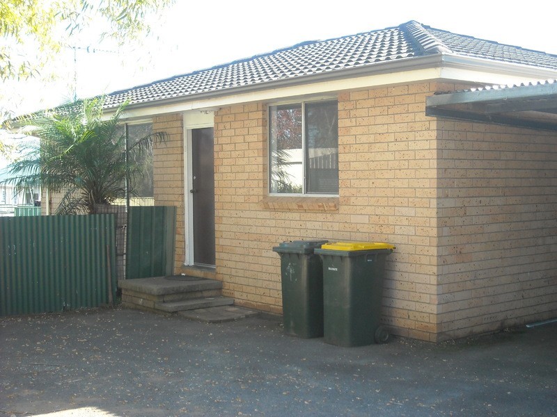 2/31 Margaret Street, Warners Bay NSW 2282