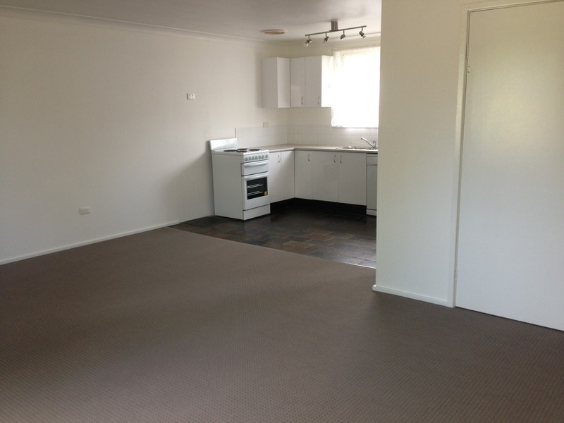 2/31 Margaret Street, Warners Bay NSW 2282