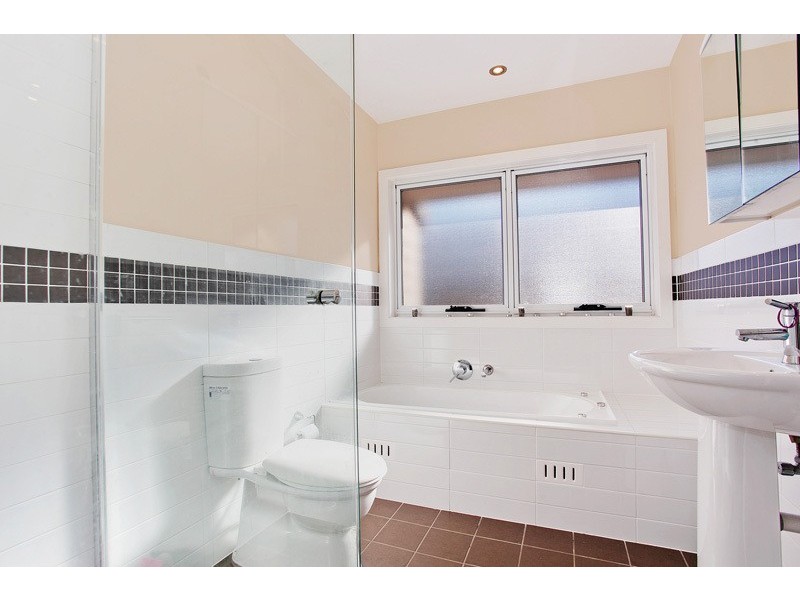 Warners Bay NSW 2282