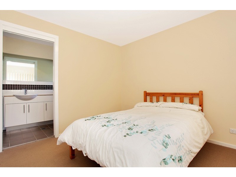 Warners Bay NSW 2282