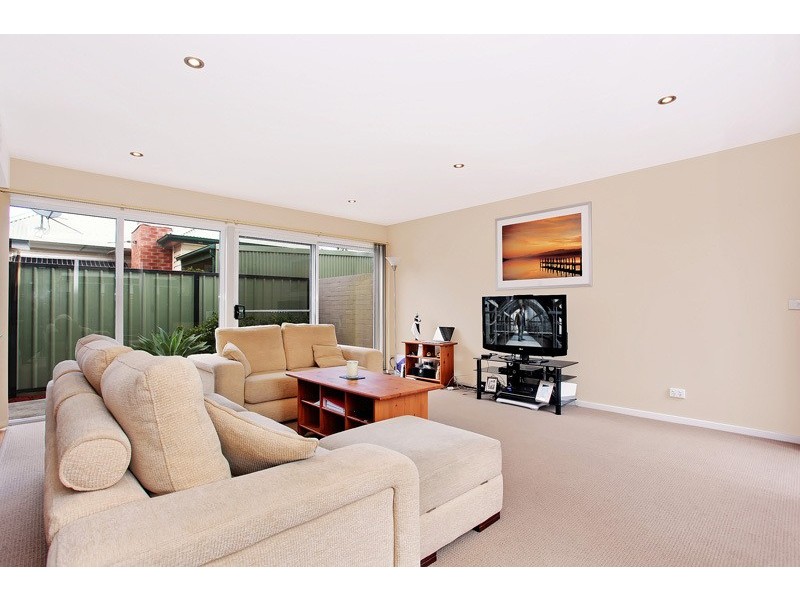 Warners Bay NSW 2282