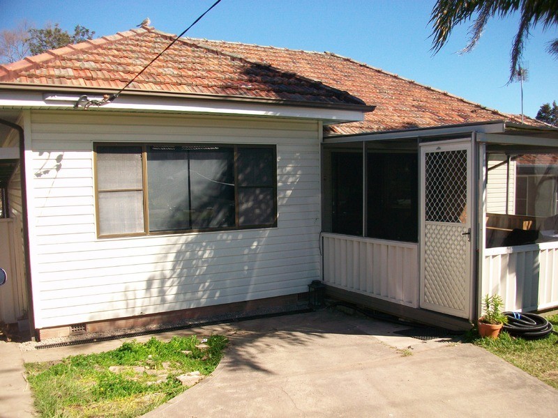 Shortland NSW 2307