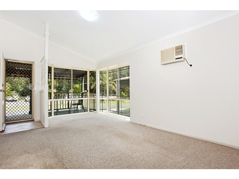 Blacksmiths NSW 2281