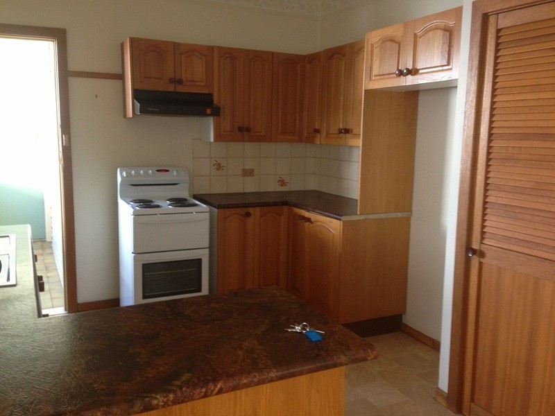 13 Bell Street, Belmont NSW 2280