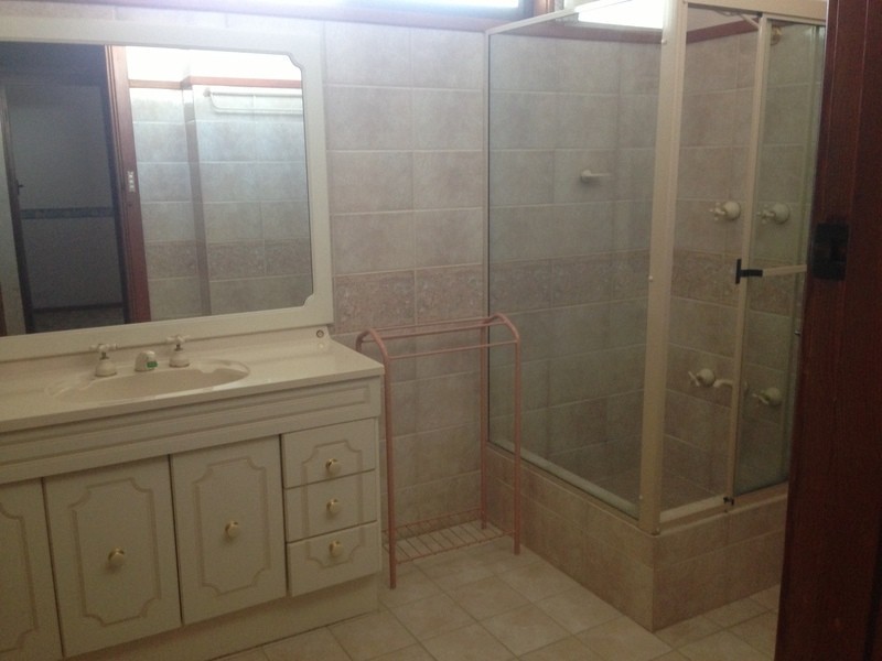 13 Bell Street, Belmont NSW 2280