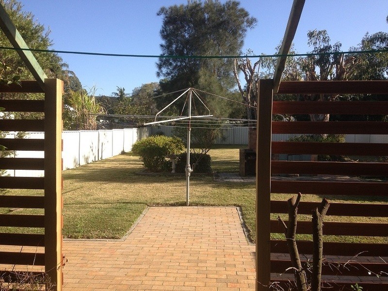 13 Bell Street, Belmont NSW 2280