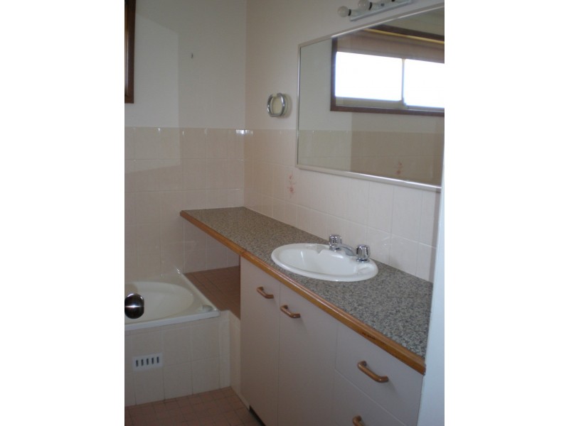 14/44 Linden Avenue, Eleebana NSW 2282