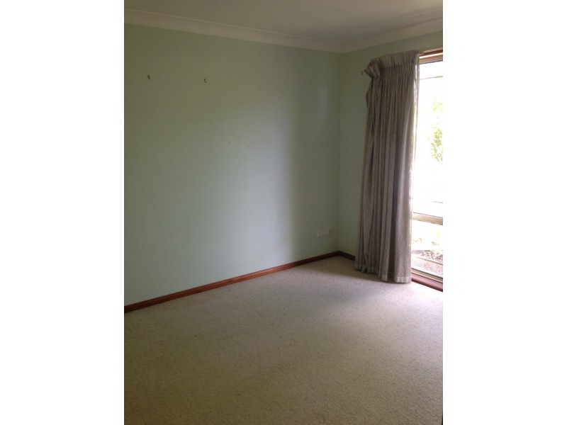 10/115 Ambleside Cct, Lakelands NSW 2282