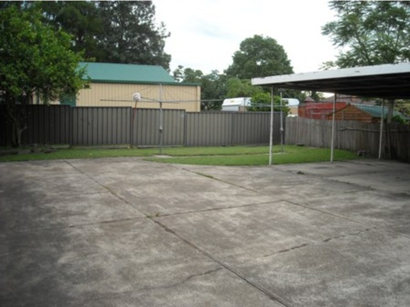 2/155 High Street, East Maitland NSW 2323