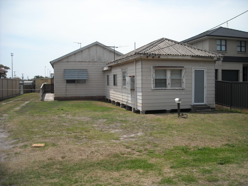 Blacksmiths NSW 2281