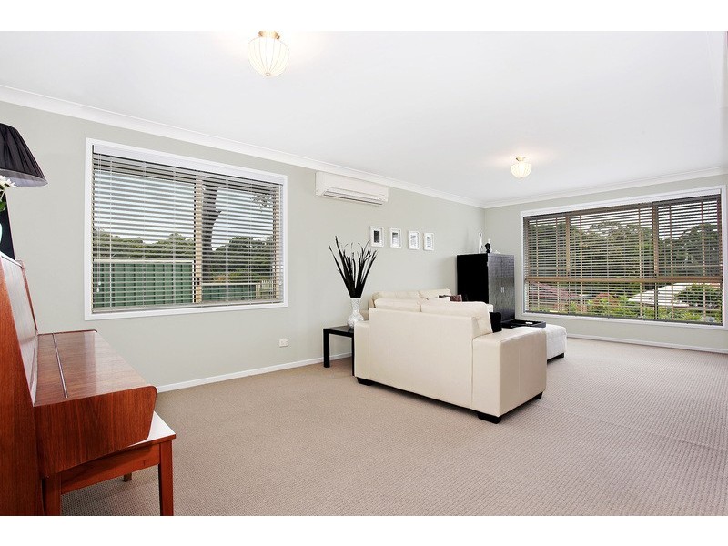 Macquarie Hills NSW 2285