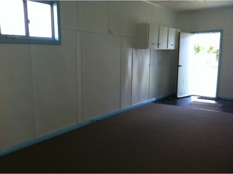 Blacksmiths NSW 2281