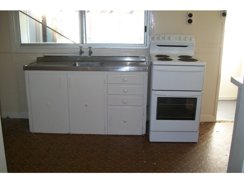 Pelican NSW 2281