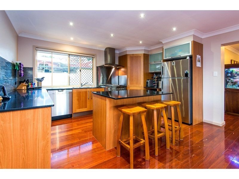 6 Skye St, Belmont QLD 4153