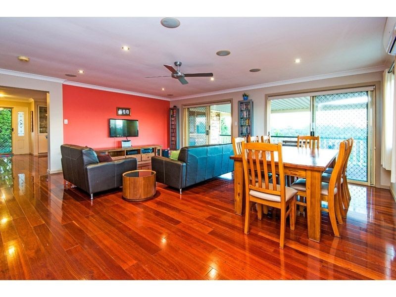 6 Skye St, Belmont QLD 4153