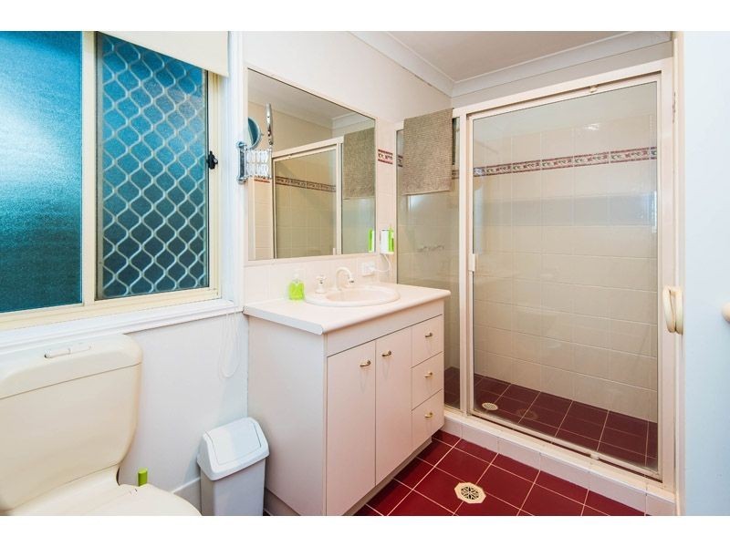 6 Skye St, Belmont QLD 4153