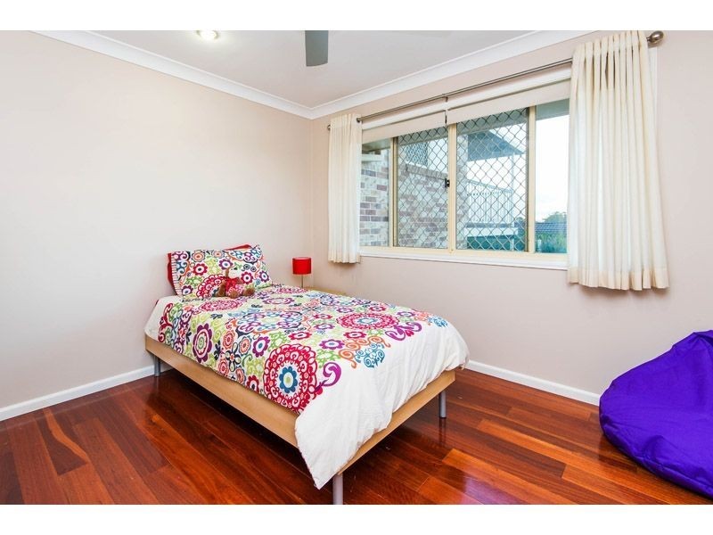 6 Skye St, Belmont QLD 4153