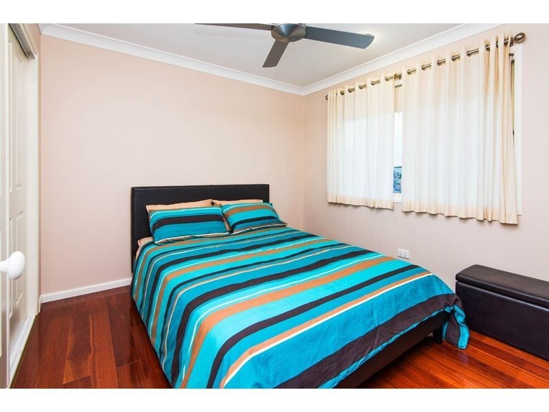 6 Skye St, Belmont QLD 4153