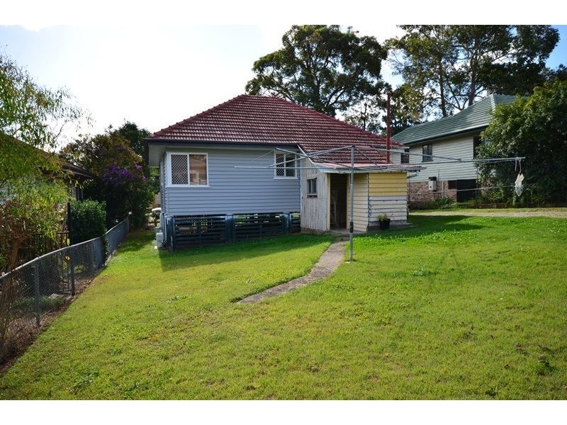 27 Selborne Street, Mount Gravatt East QLD 4122