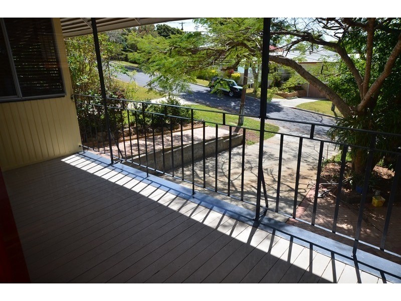 98 Hawkwood Street, Mount Gravatt East QLD 4122