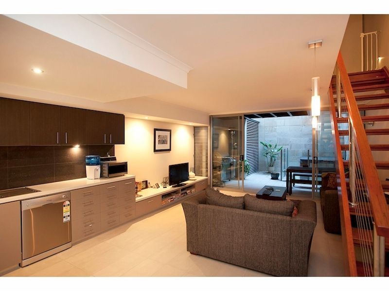 2/46 Arthur Street, Fortitude Valley QLD 4006