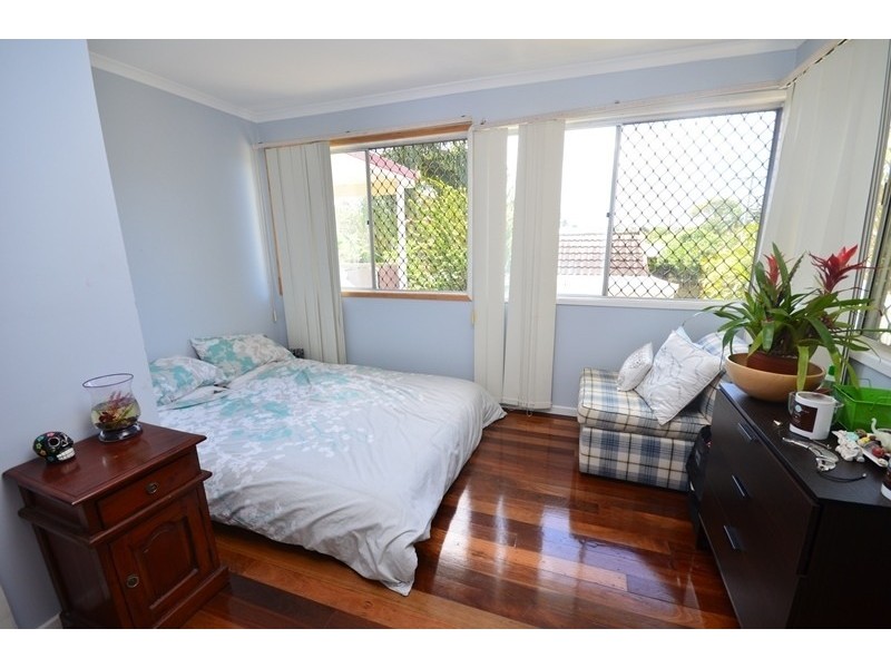 52 Broadwater Road, Mount Gravatt East QLD 4122