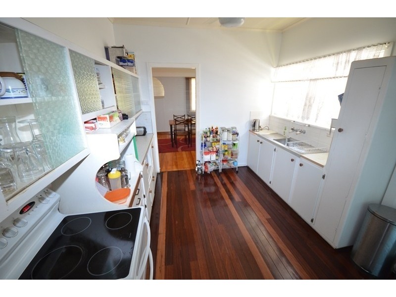 52 Broadwater Road, Mount Gravatt East QLD 4122